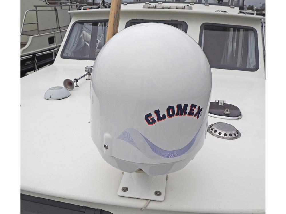  Navigation and electronics